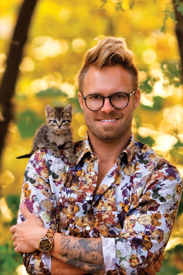Pdf Pounce Seth Casteel animal photographer seth casteel pounces into cats catster Pdf Pounce Seth Casteel animal photographer seth casteel pounces into cats catster
