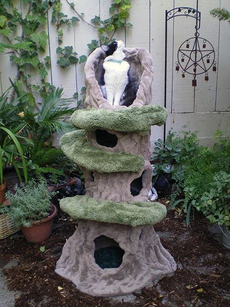 cat tower that looks like a tree