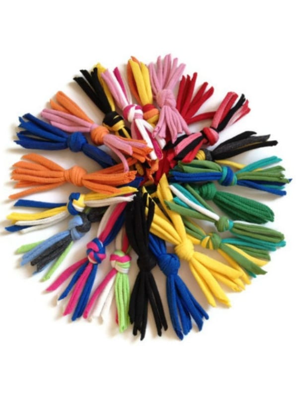 diy cat toys with yarn