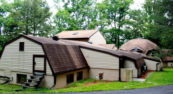 best-cat-house-pa-exterior-02