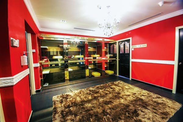 Travel-Bucket-List-Hotel-01