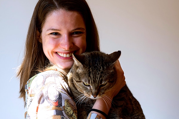 International Catsitter Laurel Steele.