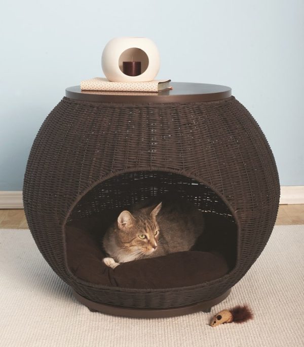 Igloo cat bed