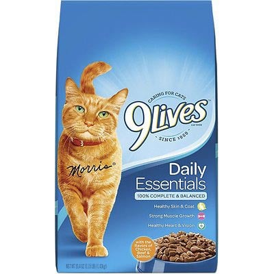 9 Lives Daily Essentials with Chicken, Beef & Salmon Dry Cat Food