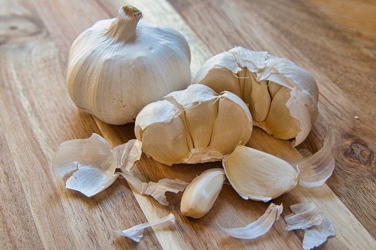 Cloves of garlic