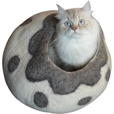 Earthtone Cozy Wool Cat Bed