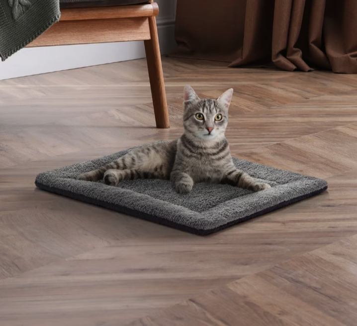K&H Pet Products Self-Warming Pad