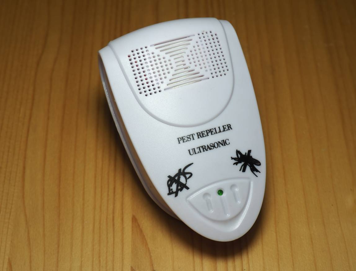 Will an Ultrasonic Pest Repeller Bother My Cat? Vet-Reviewed Signs to Look  For - Catster