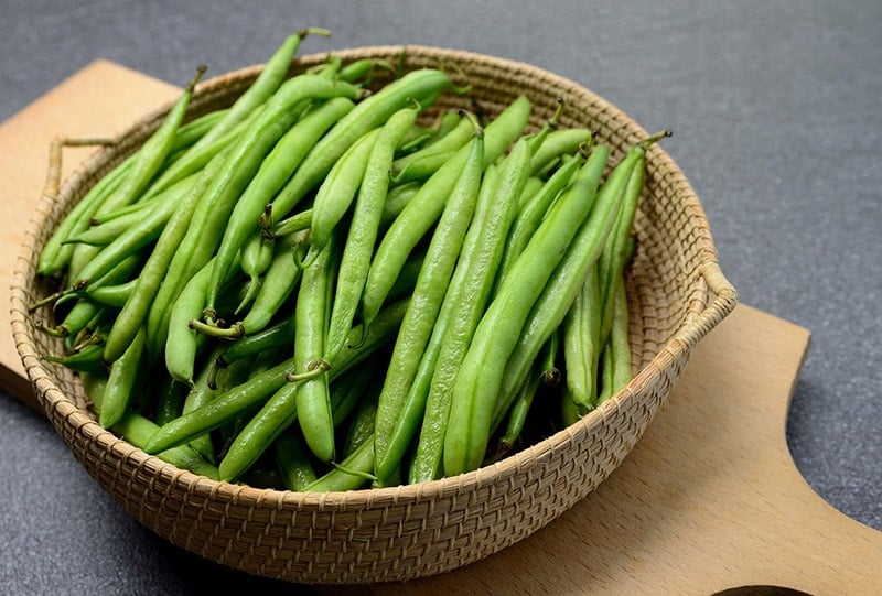 a basket of green beans