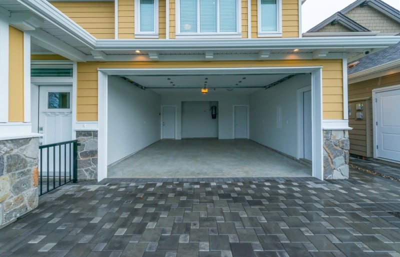 empty garage