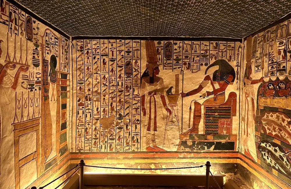 tomb of nefertari