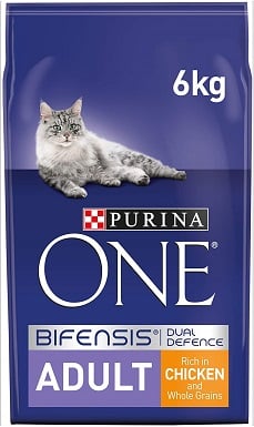 1Purina ONE Adult Cat Food Chicken & Wholegrains
