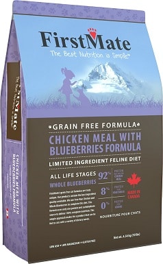 8FirstMate Chicken Meal with Blueberries Formula Limited Ingredient Diet Grain-Free Dry Cat Food