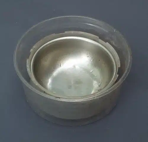 ANT-PROOF PET FOOD BOWL