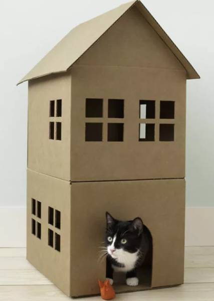 DIY Cardboard Cat Playhouse