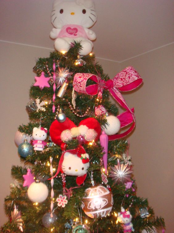 DIY Hello Kitty Christmas