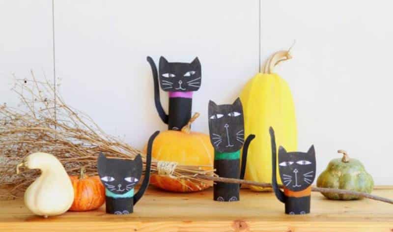 DIY Wickedly Fun Halloween Cat Decorations