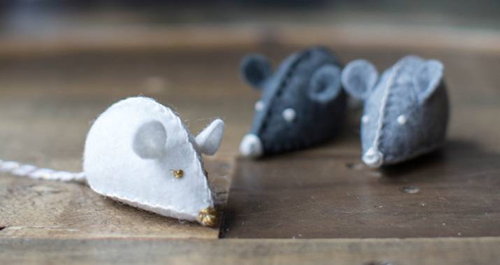 FELT MOUSE DIY CAT TOY