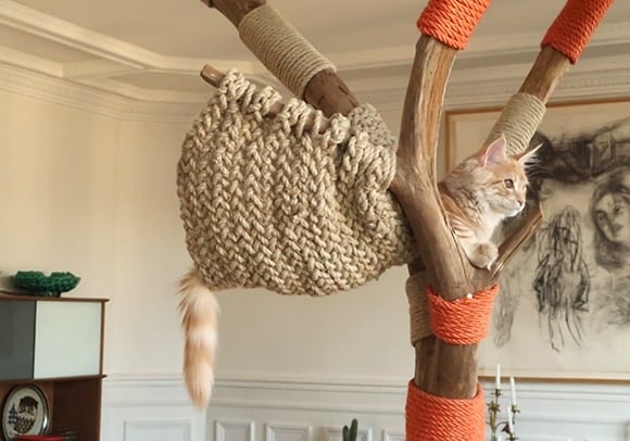 Madame Figaro Cat Tree (Japanese) by Madame Figaro