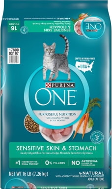 Purina ONE sensitive skin cat food_Chewy