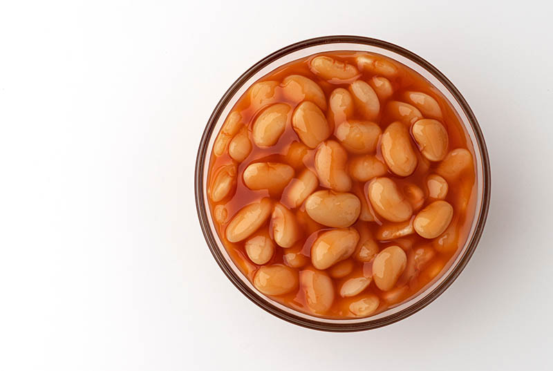 a bowl of baked beans