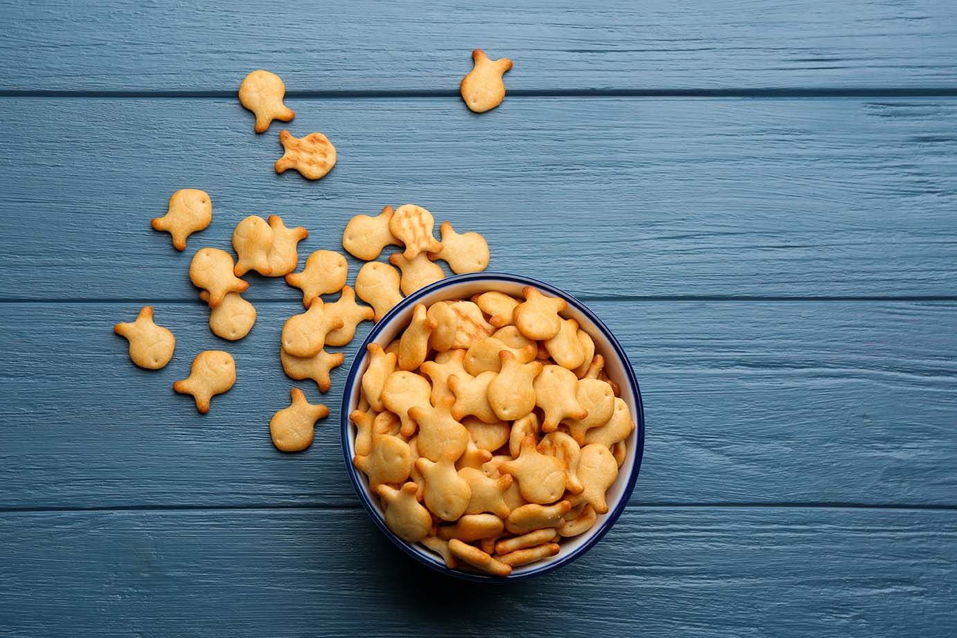 a bowl of goldfish crackers