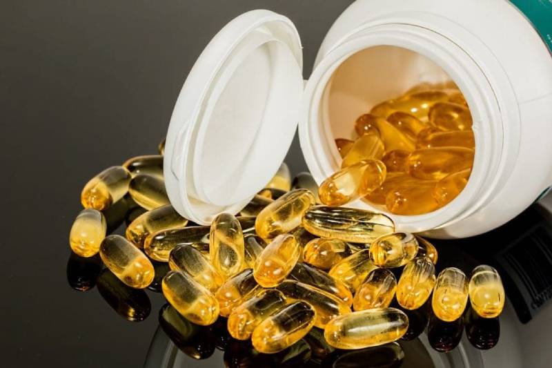 fish oil capsules from the bottle