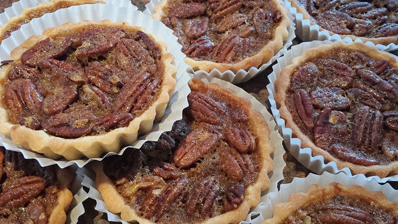 mini pecan pies