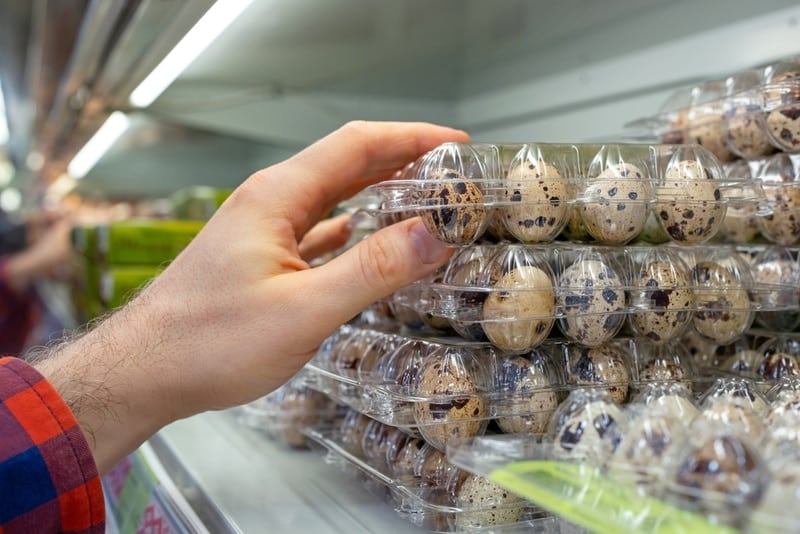 quail eggs on store