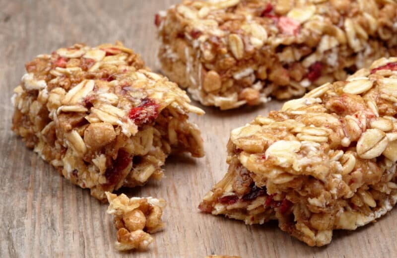 granola bars in wooden table