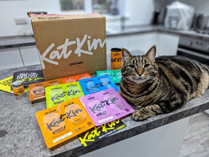 KatKin Fresh Cat Food - cyril and the products