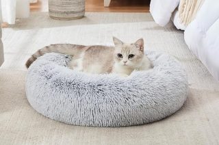 Western Home Faux Fur Original Calming Dog & Cat Bed